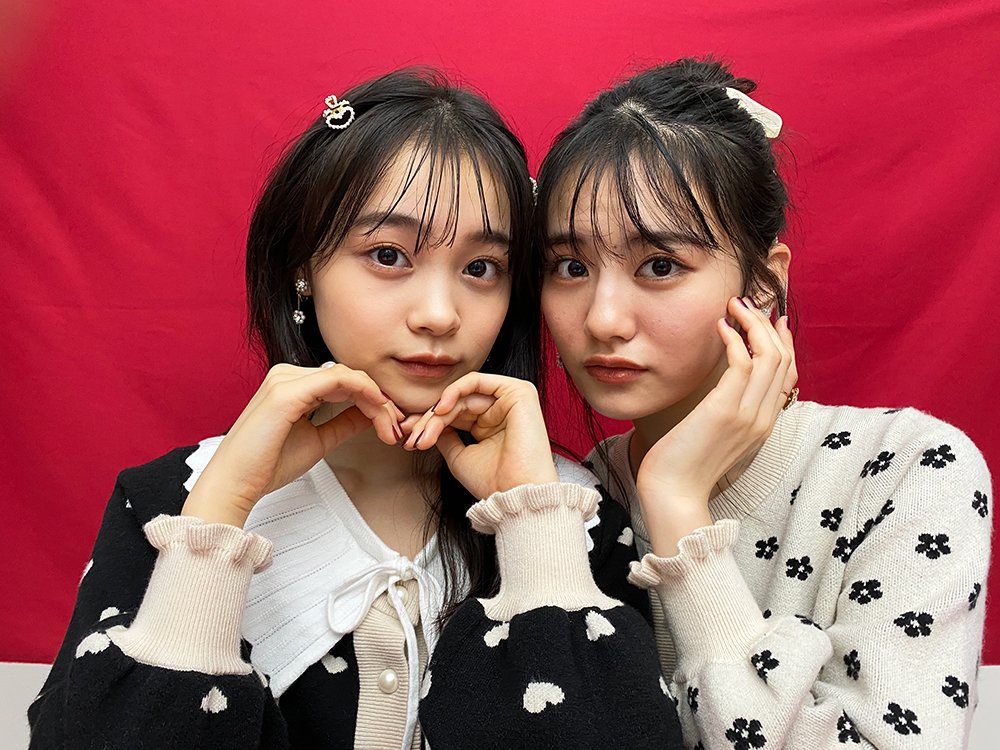 ニコラ1月号の表紙に林芽亜里と関谷瑠紀 テーマは クリスマス News ニコラネット Nicola公式サイト 新潮社