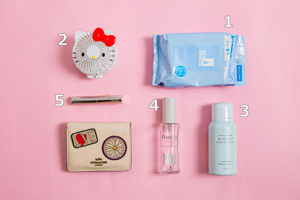 むらちゃん（村田結）のバッグの中身