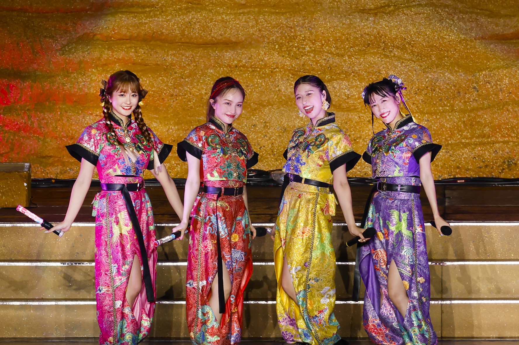 ももクロ アイドル 写真パネル　4枚セット ももくろちゃんZのスマートフォンアクセサリーやアートパネル