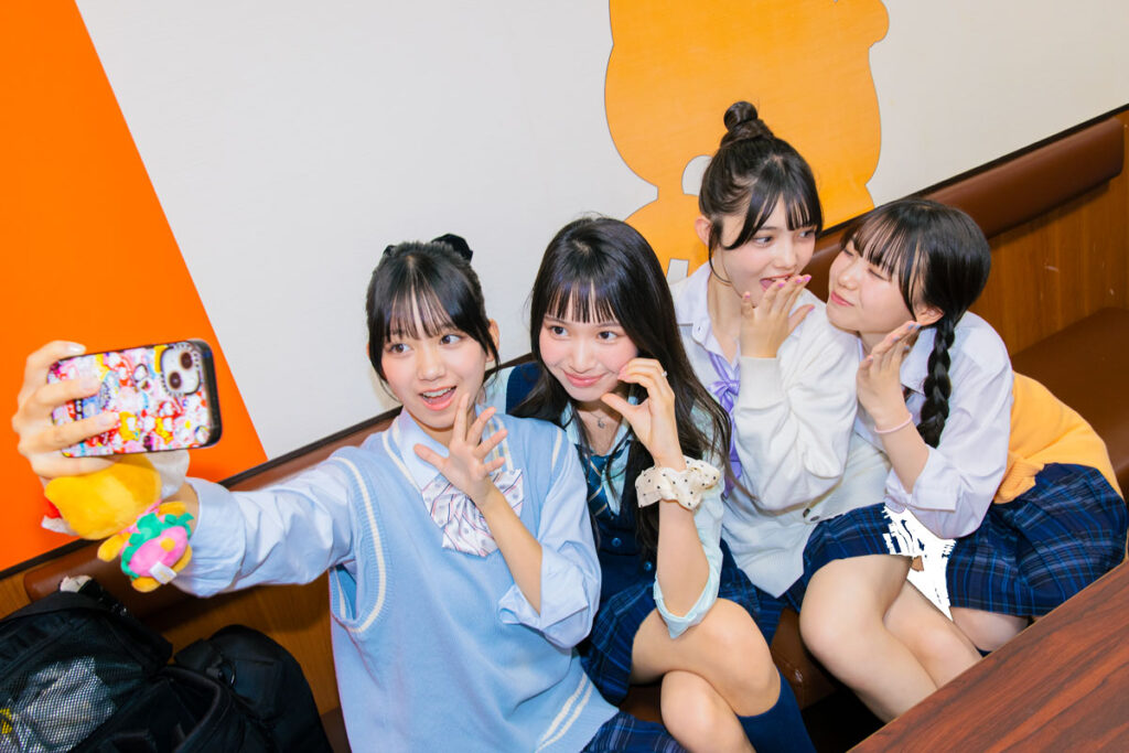 中高生カラオケ事情