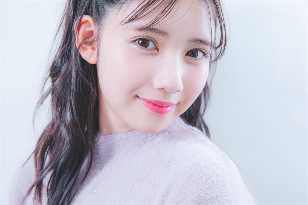 女の子　モデル