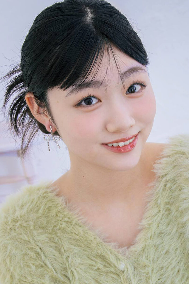 2aN デュアルチーク 02 ラブロージー
モデル