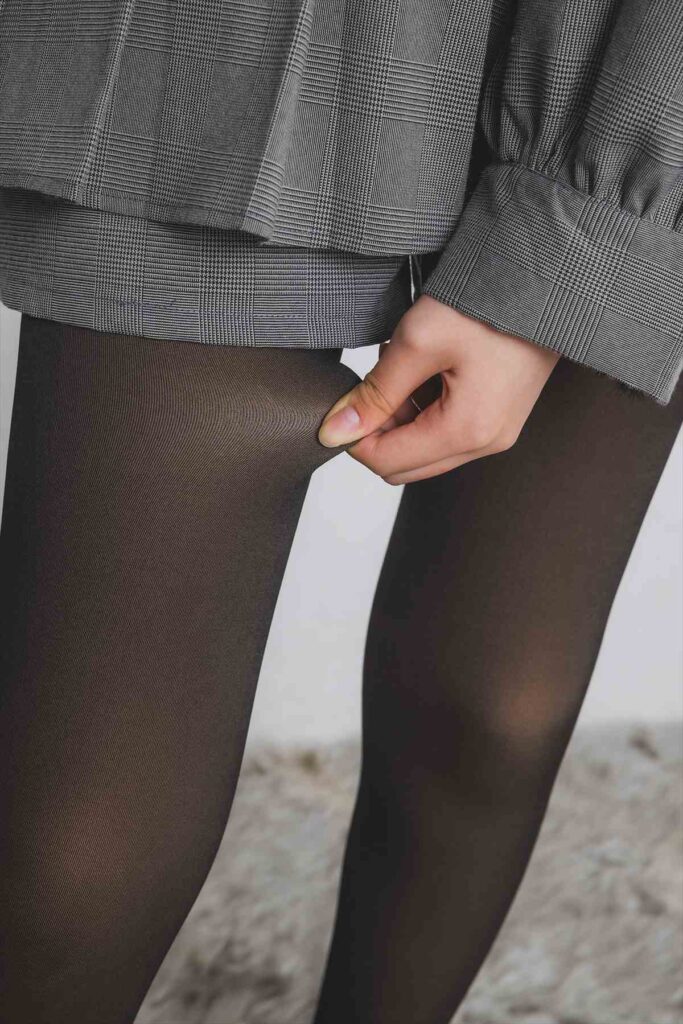 フェイクタイツ