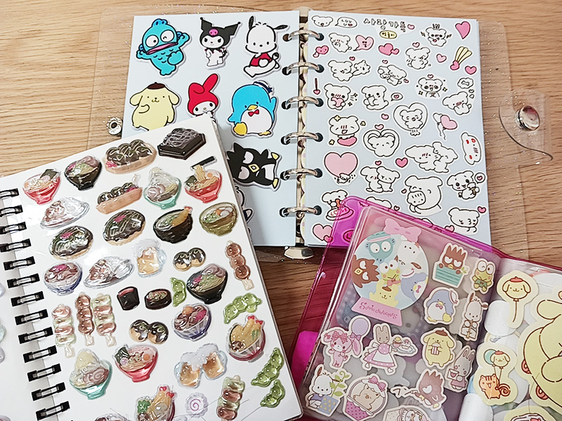 中高生のシール帳の写真