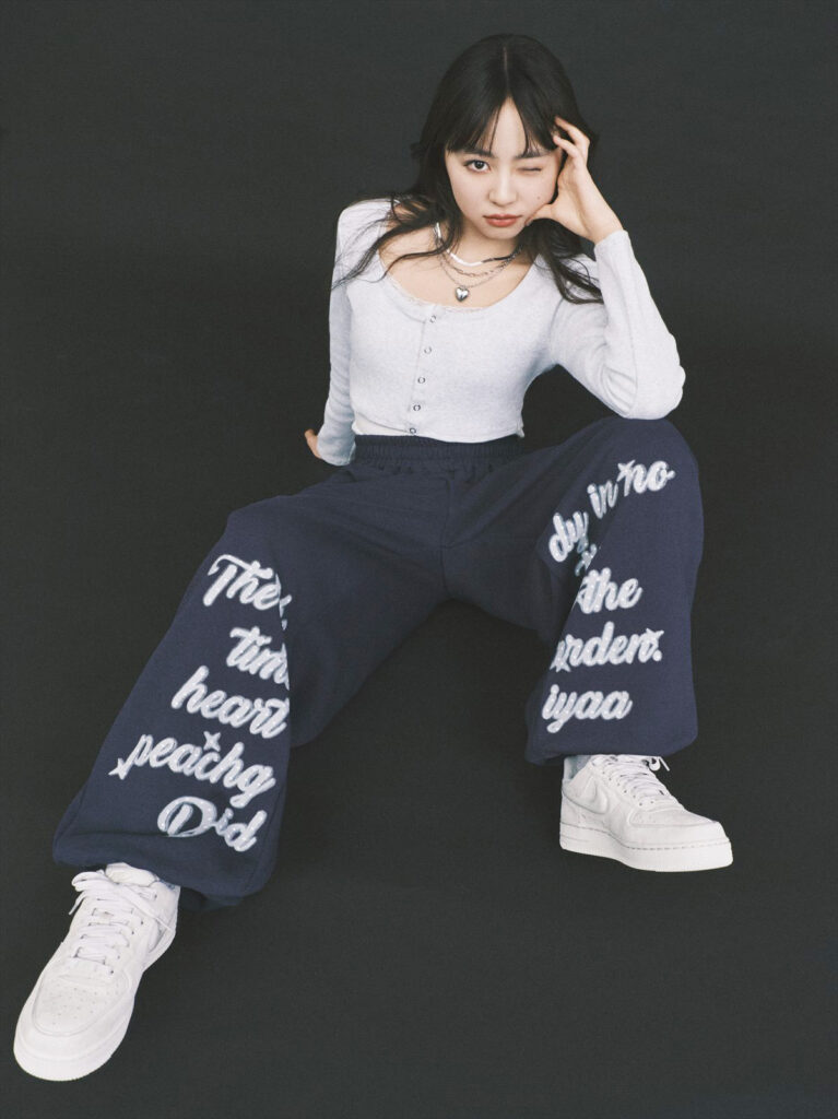 スウェットコーデの写真