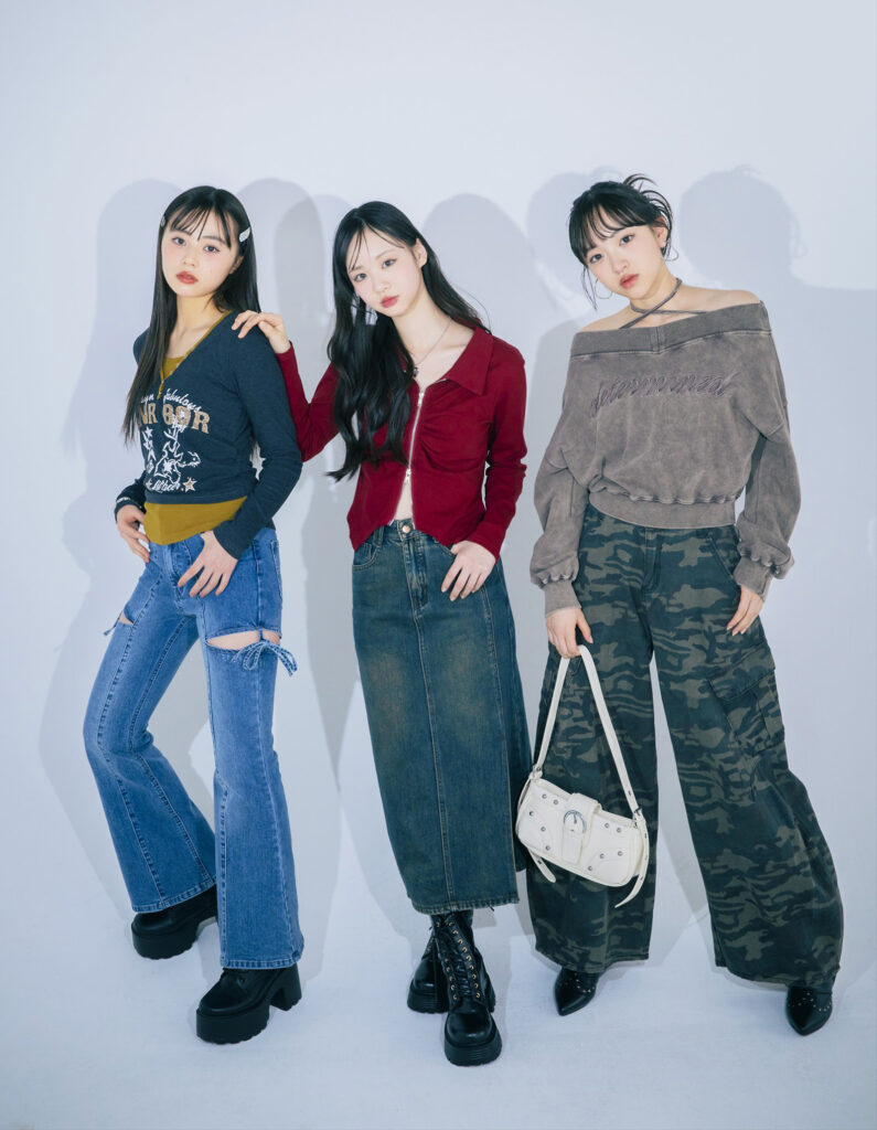 フレアデニム×ロングスカート×カーゴパンツ