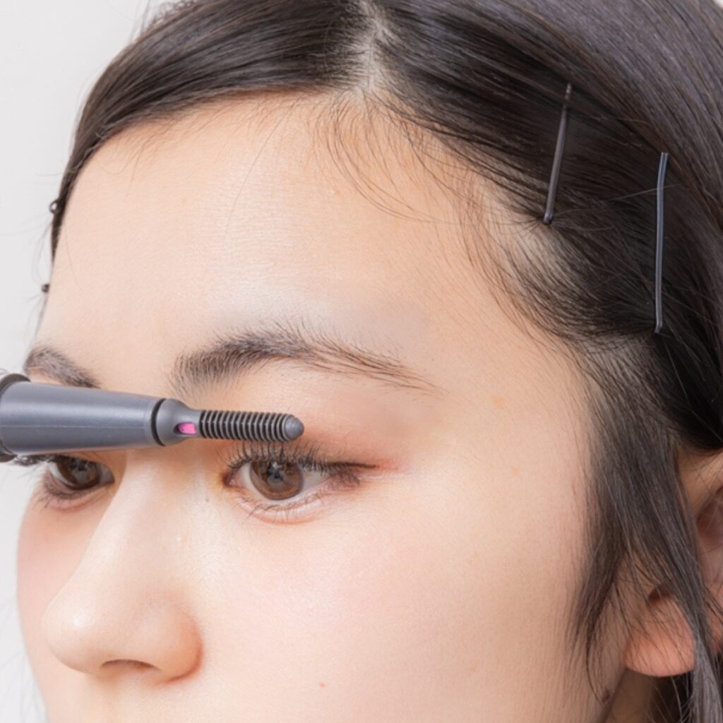 束感 まつ毛 作り方