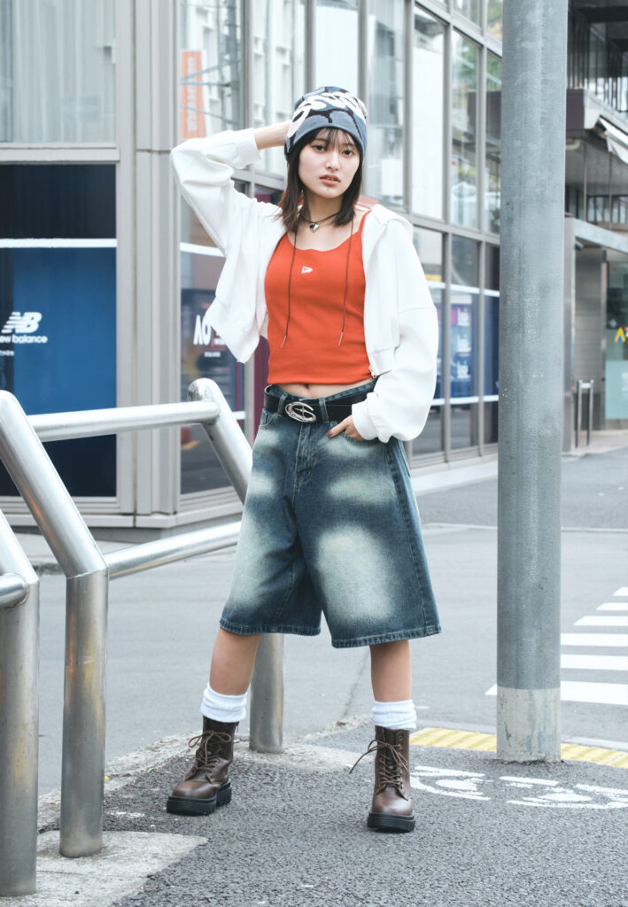 ハーフパンツ　コーデ