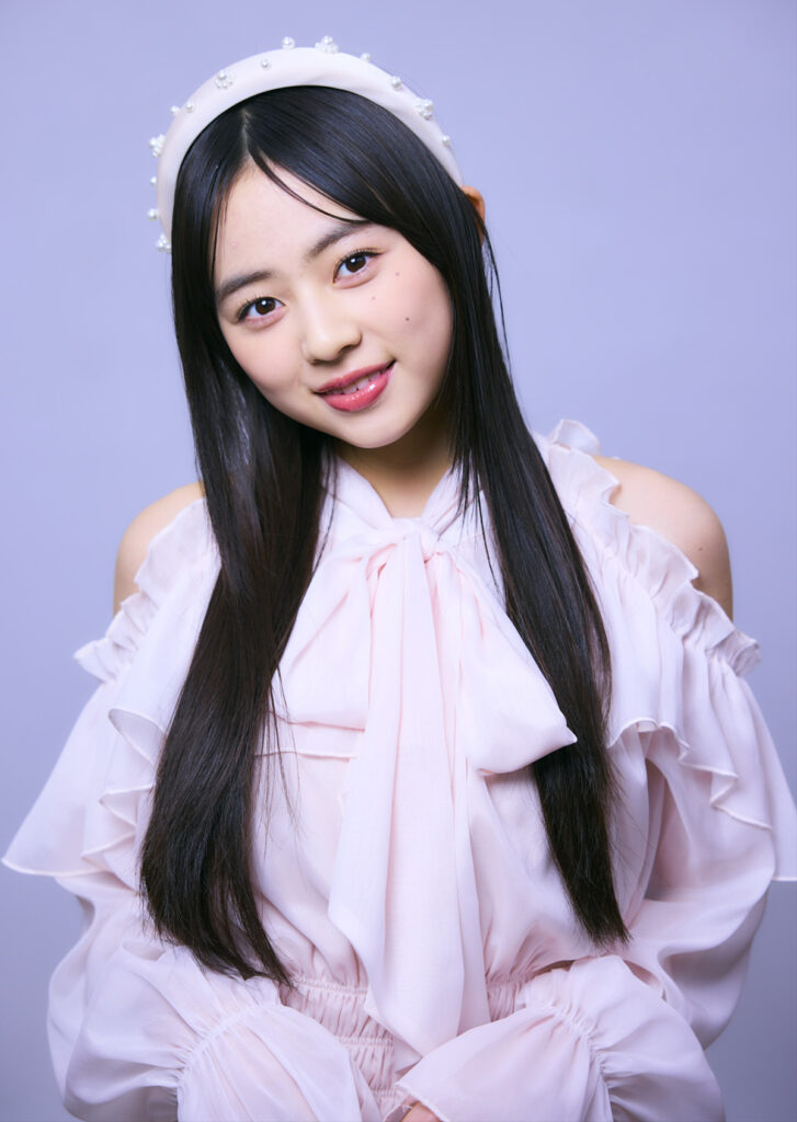 ロングストレート×カチューシャヘア