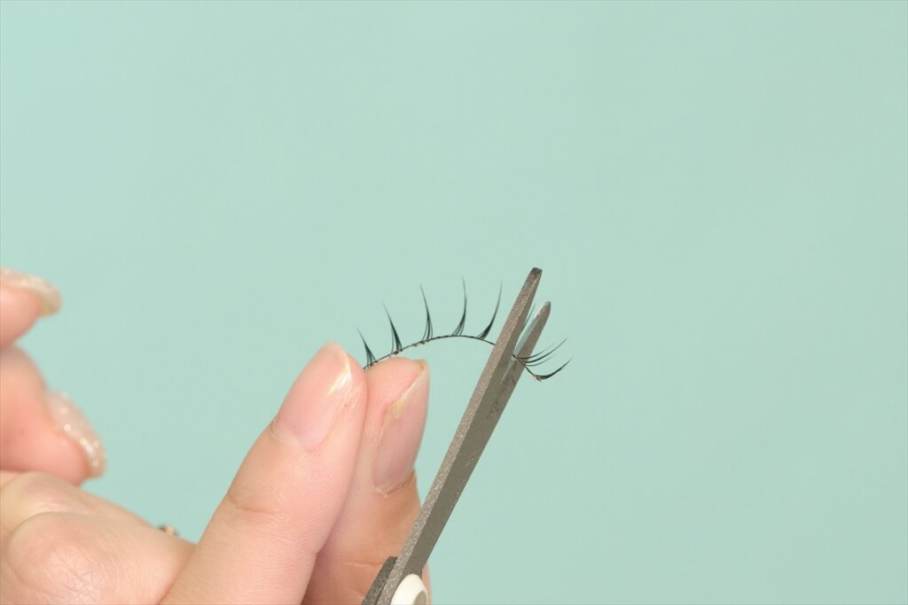 つけまつげ　付け方