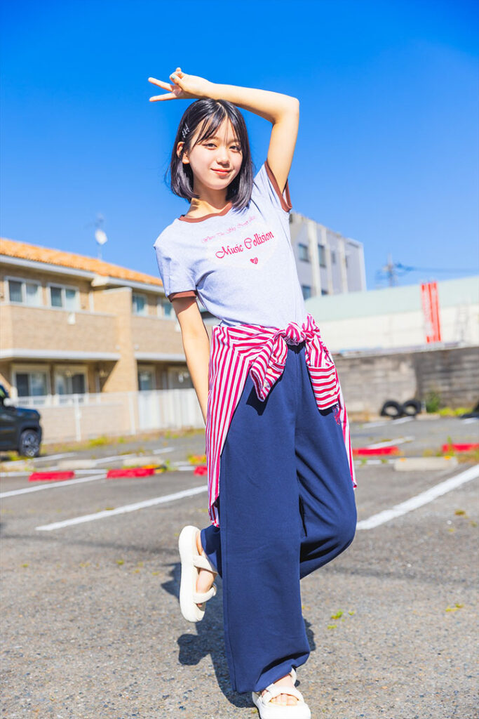 夏のスウェットコーデ