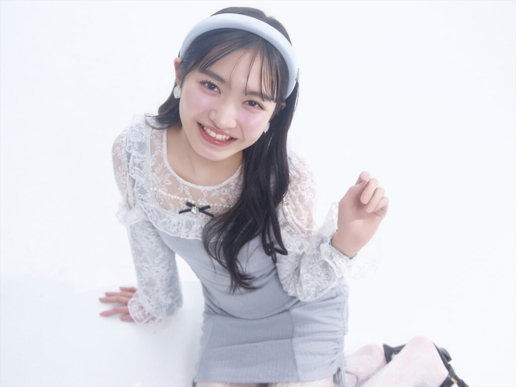 橘侑里 二コラモデル