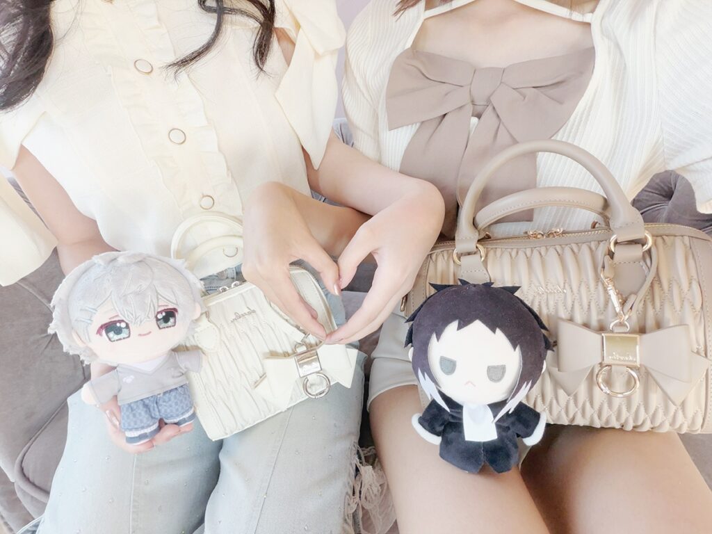 自撮りポーズ