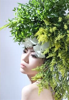 占い師 LUA