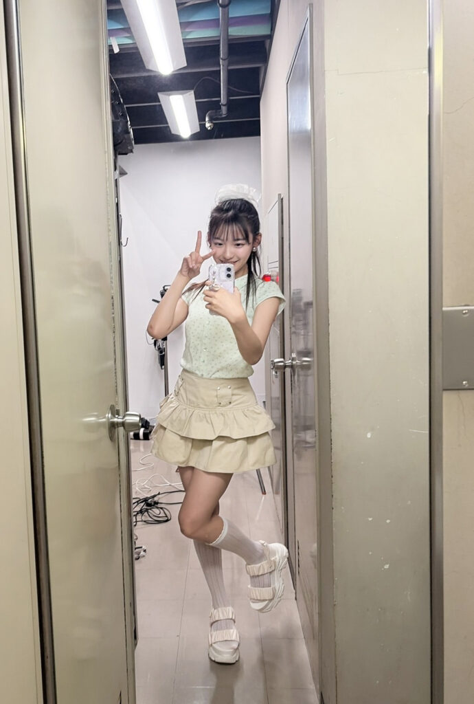 野澤 しおり