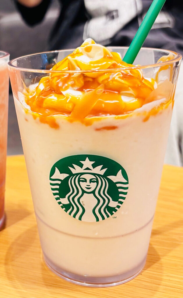 バニラクリームフラペ